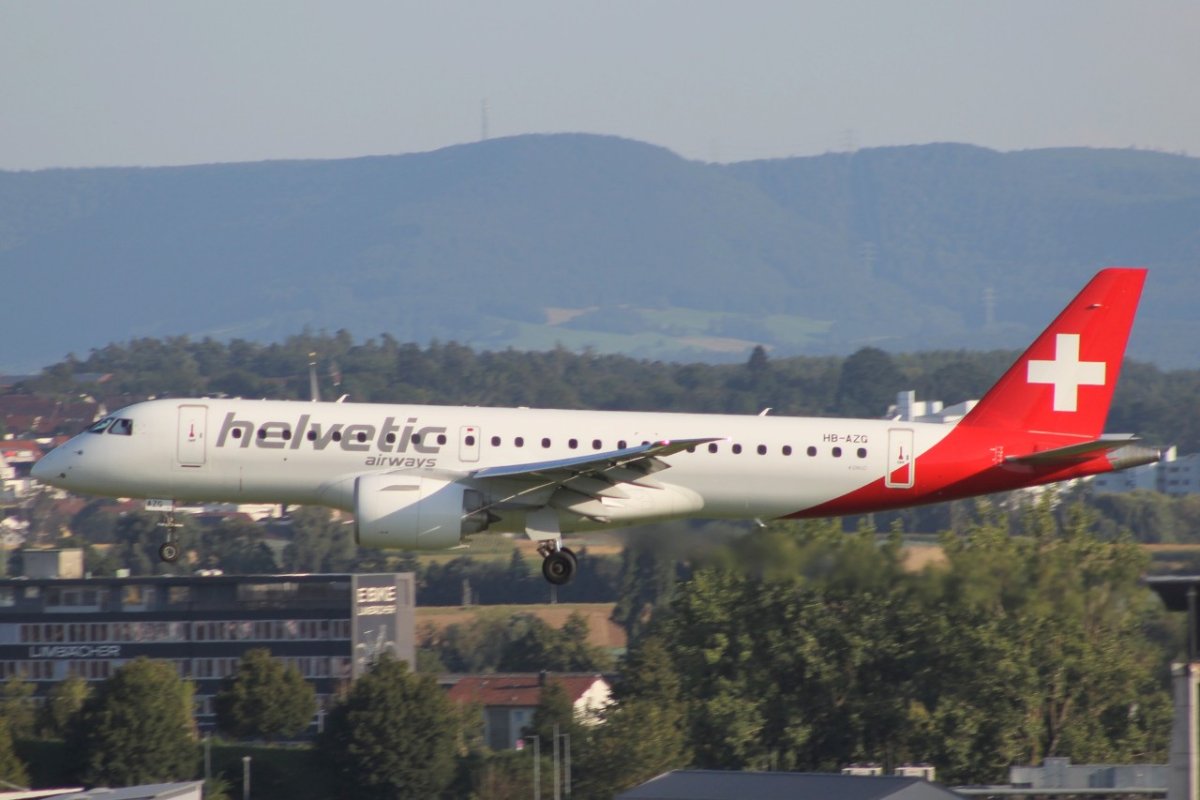 HB-AZG        Embraer E190-E2        Helvetic Airways