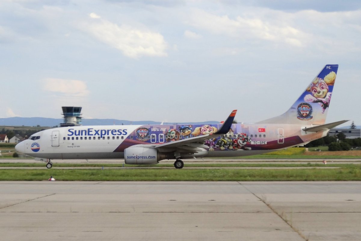 TC-SPE        737-8HC         SunExpress