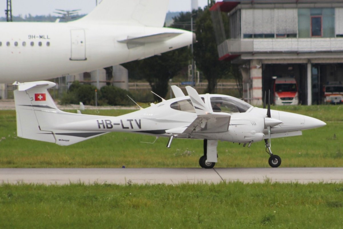 HB-LTV         Diamond DA42 Twin Star
