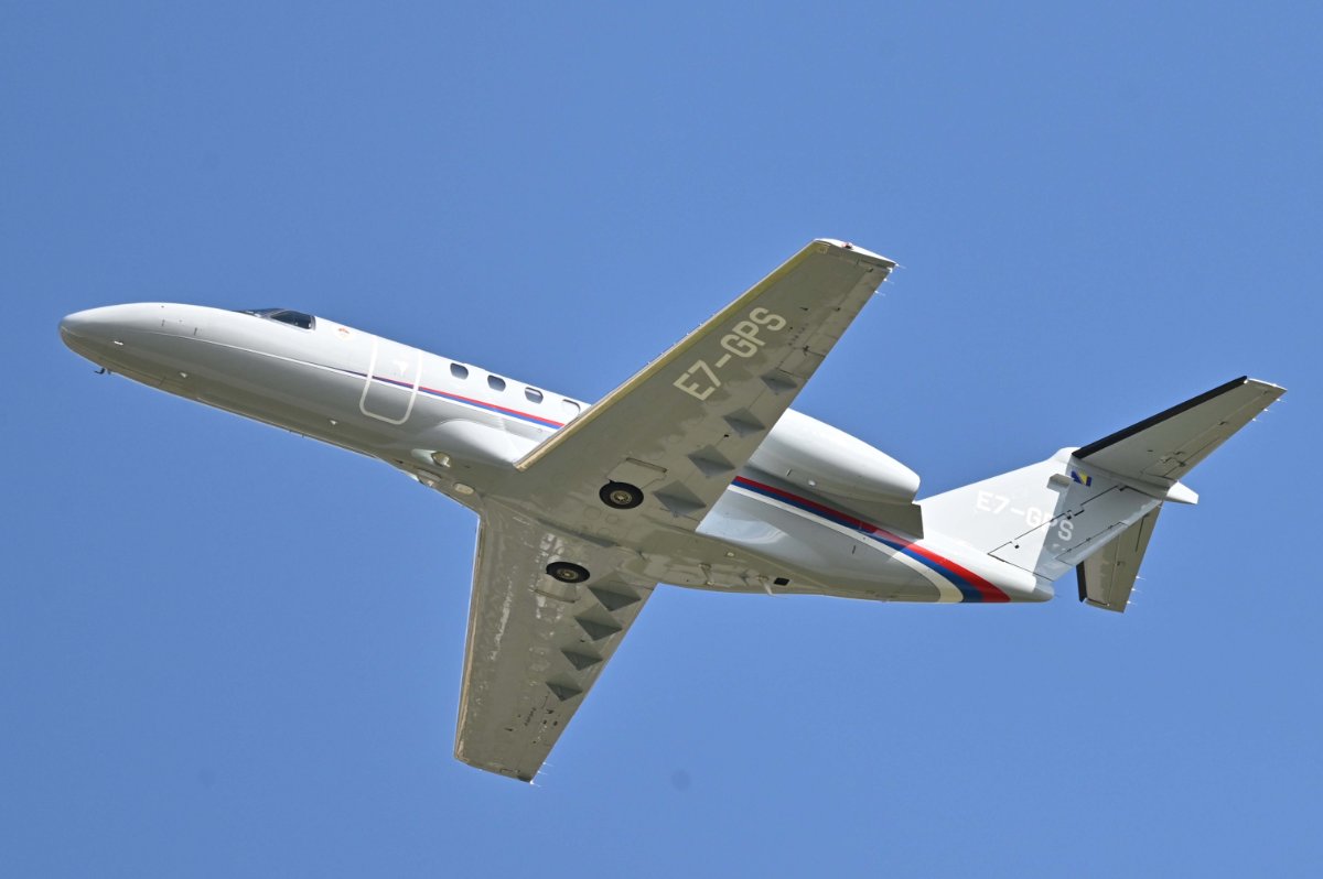 E7-GPS Serbia Government Cessna 525C CitationJet 4.JPG