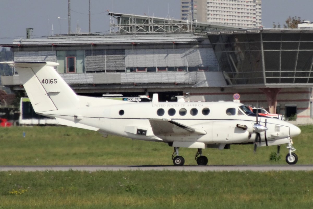 84-0165  Beech C-12U-3 Huron    US Army