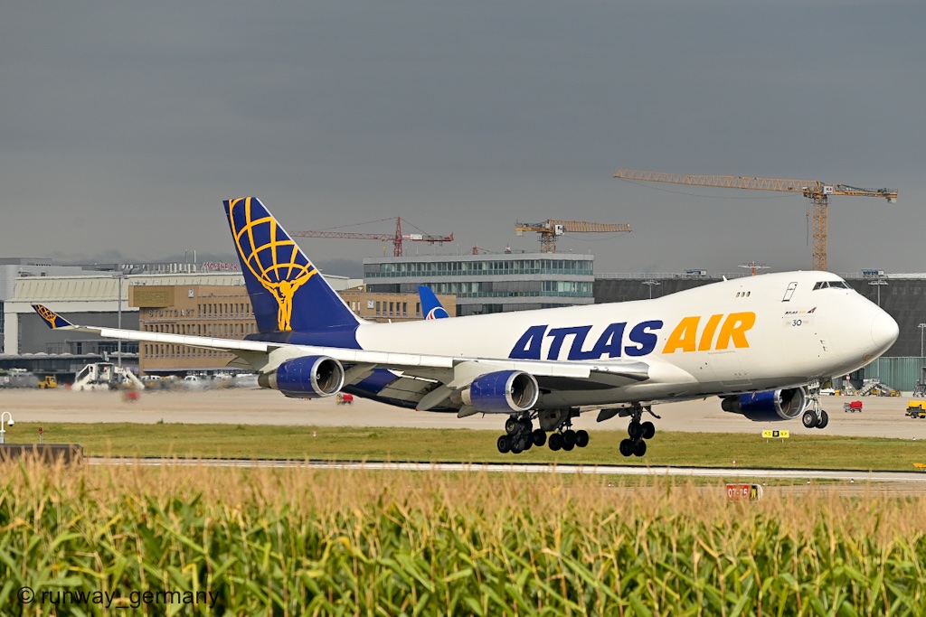 N499MC / Atlas Air / Boeing 747-47UF