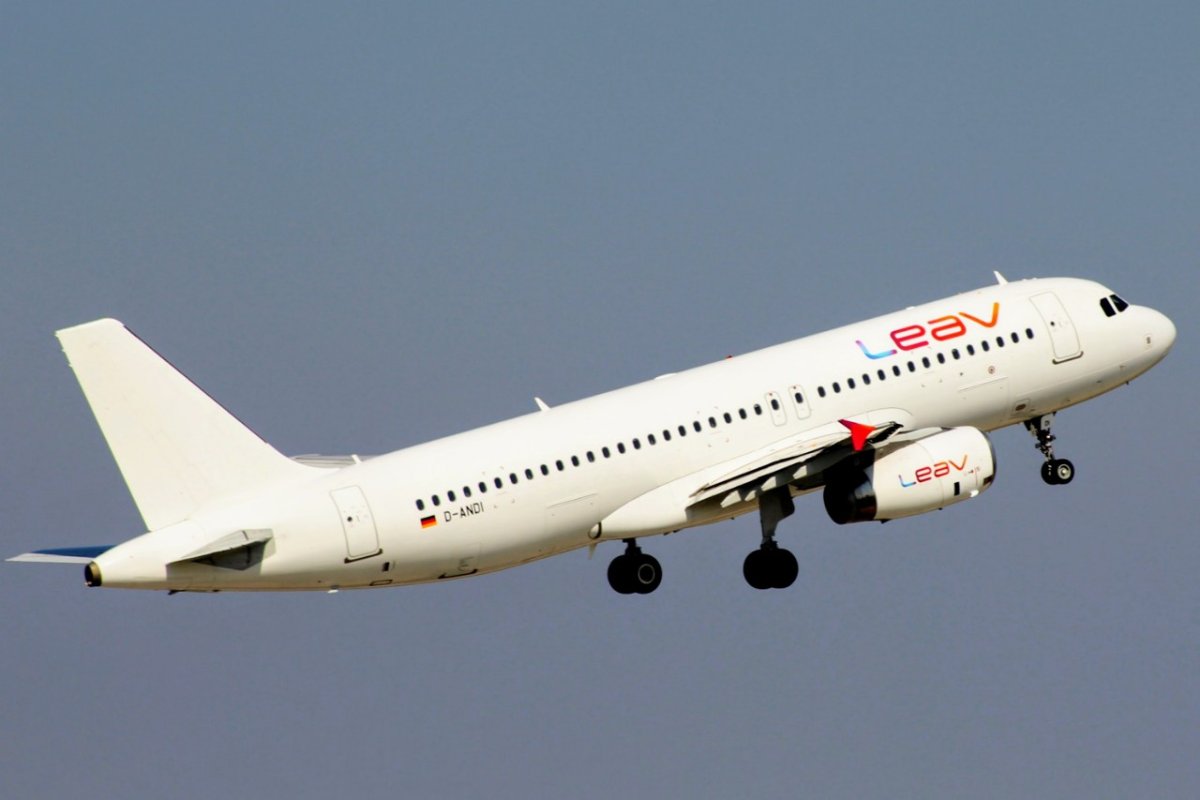 D-ANDI             A320-232        LEAV Aviation