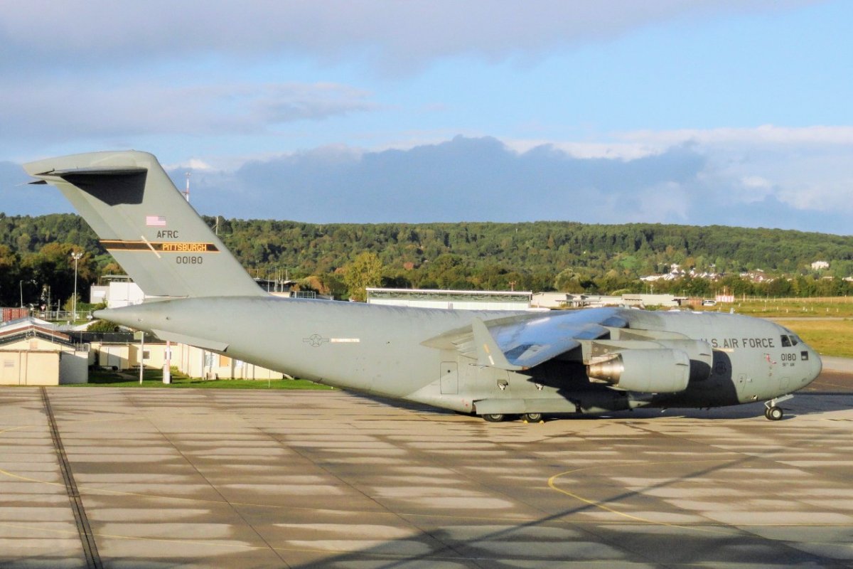 00-0180           C-17A Globemaster III          AFRC