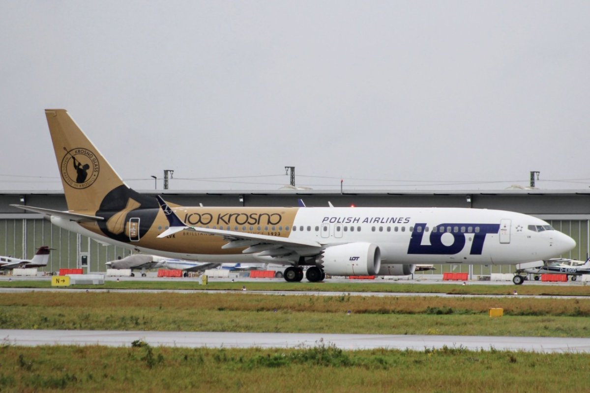 SP-LVK 737 MAX8 LOT Airlines