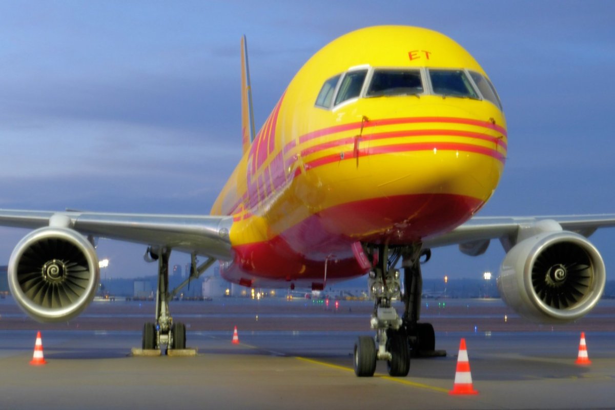 D-ALET             757-28A(PCF)   DHL