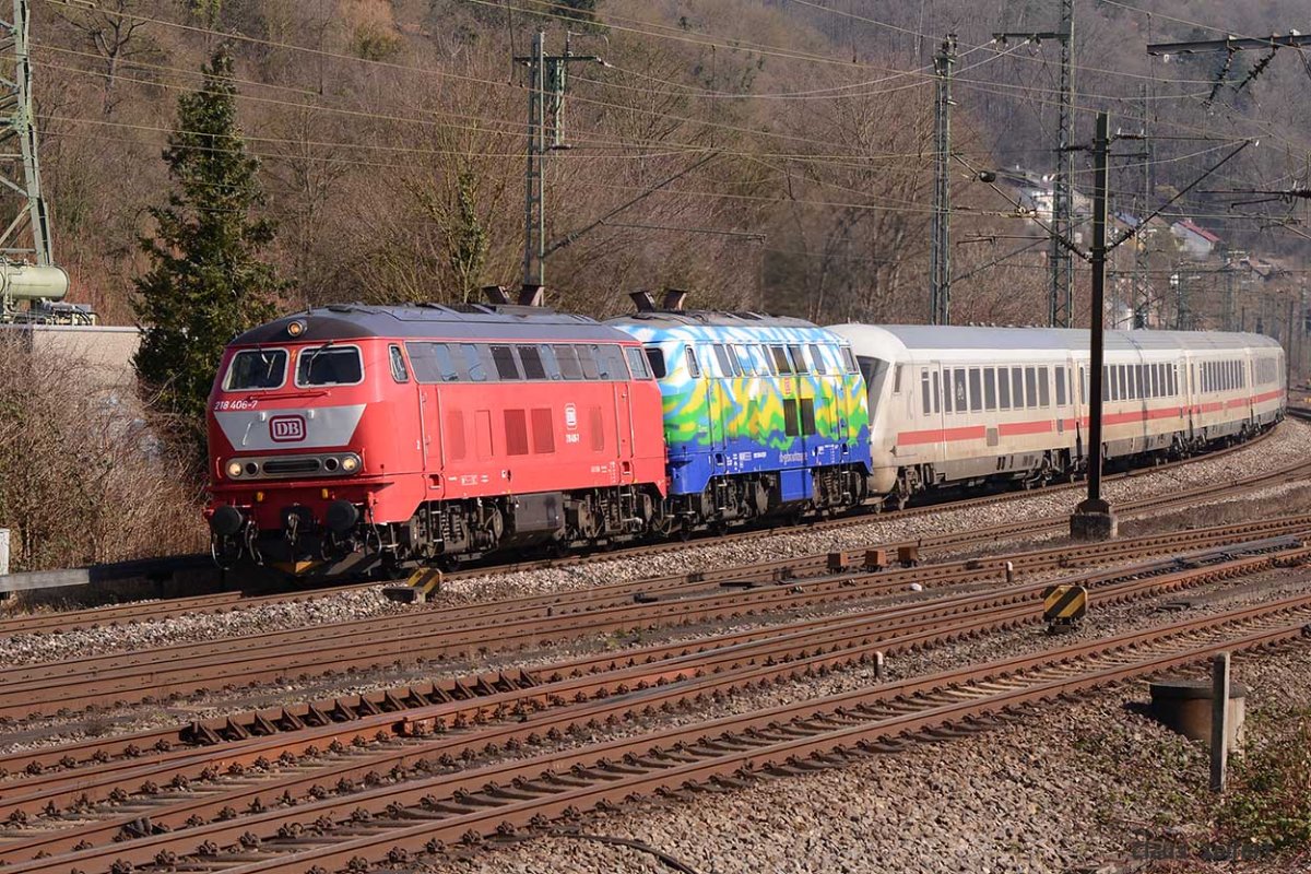 218 406-7 218 443-0.jpg