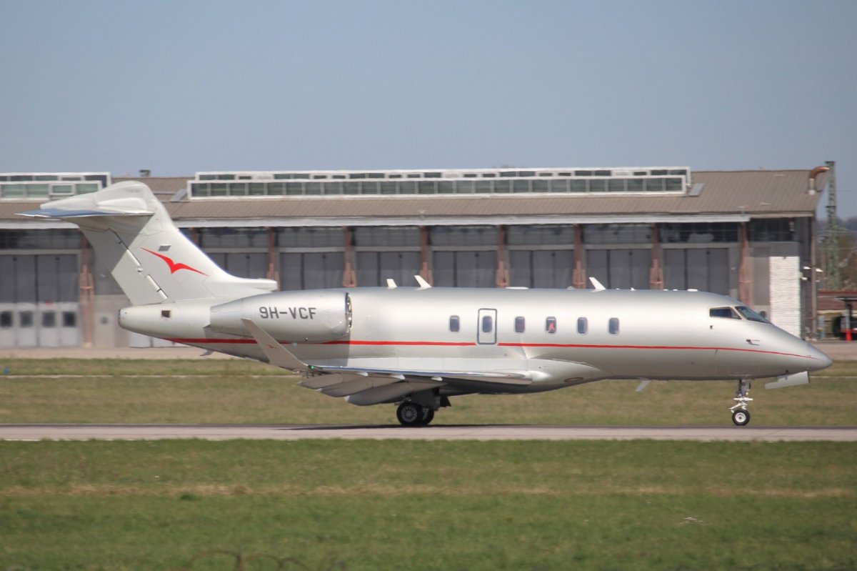9H-VCF Bombardier Challenger 350 VistaJet