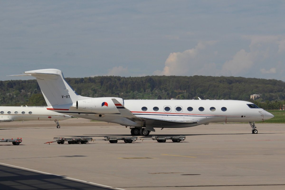 V-117             Gulfstream G650ER(GUI)  RNethAF