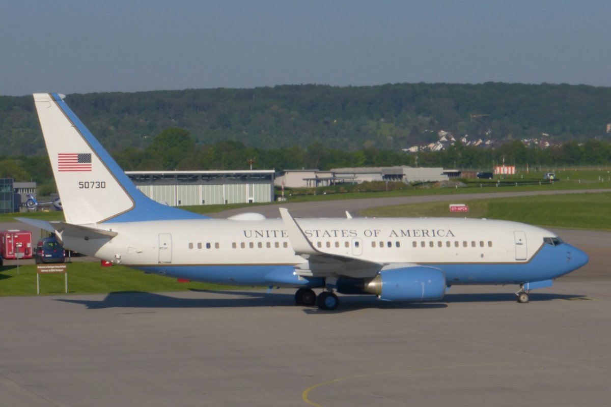 05-0730 C-40C USAF
