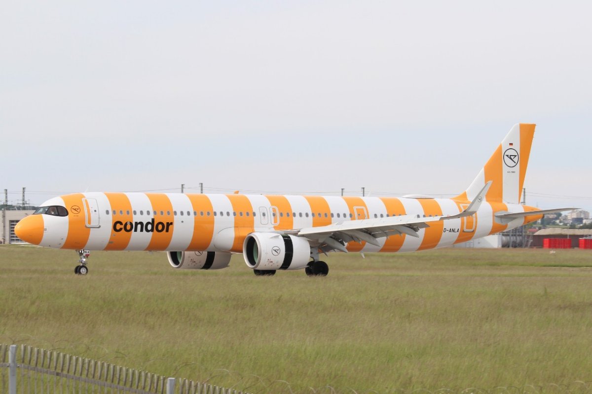 D-ANLA          A321-271NX          Condor