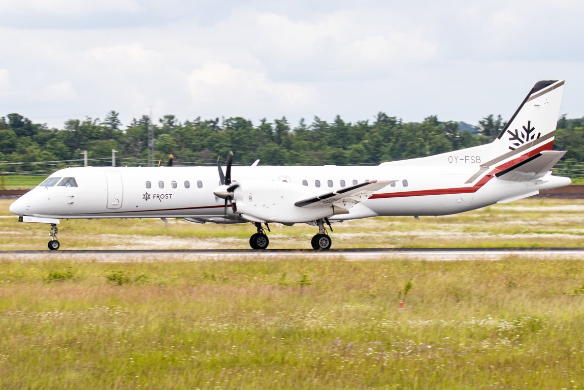 27.5.2025_Frost_OY-FSB_SB20_2.jpg
