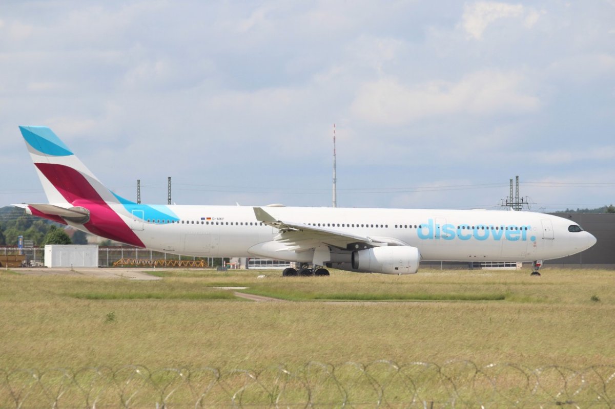 D-AIKF       A330-243        Discover Airlines