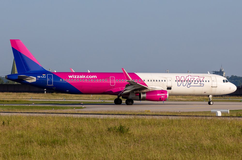 Wizz Air / HA-LXJ / Airbus A321-231