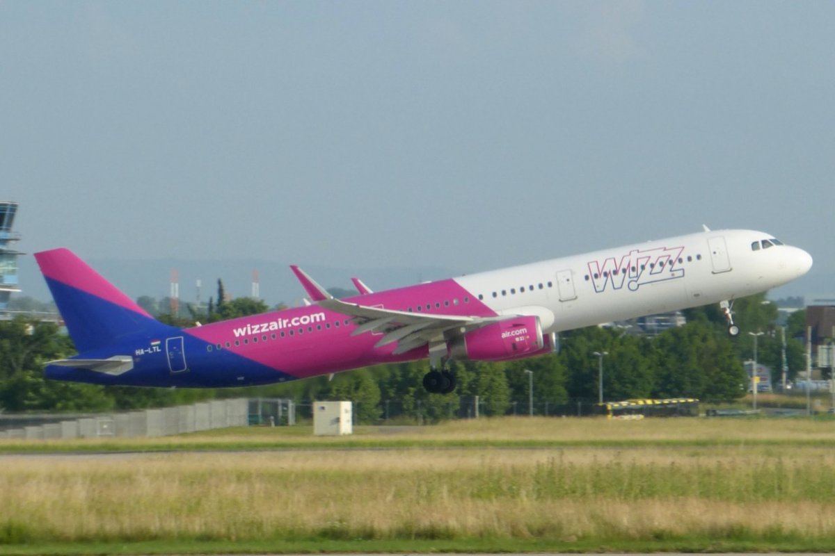 HA-LTL          A321-231         Wizz Air