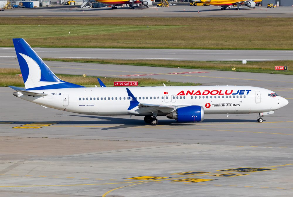 AnadoluJet / TC-LAI / Boeing 737-8 MAX