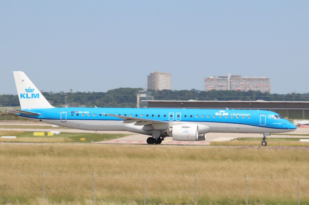 PH-NXG Embraer E195-E2 KLM