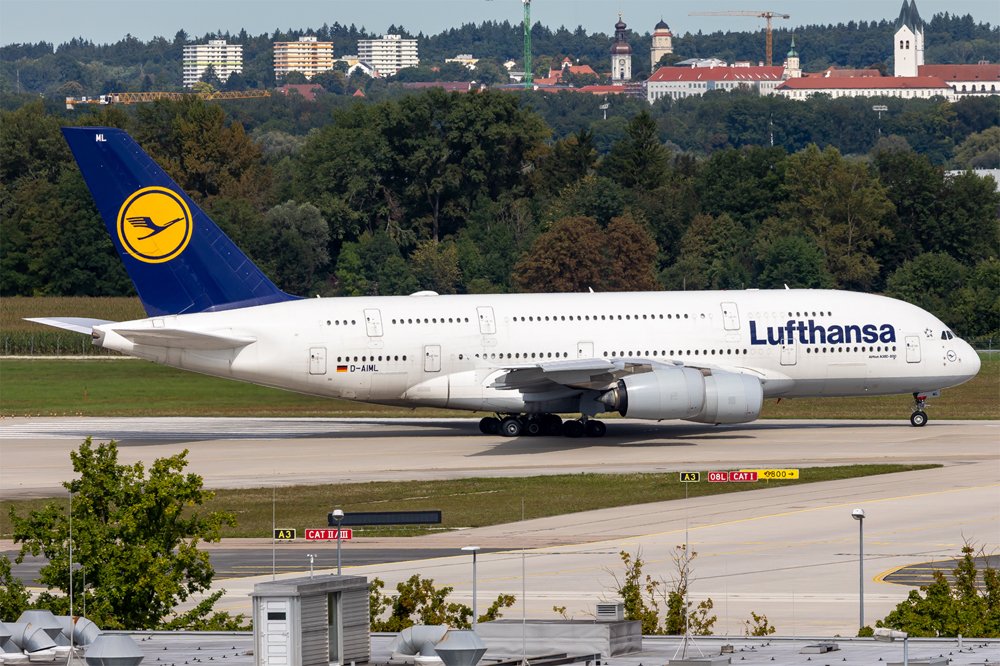 Lufthansa / D-AIML / Airbus A380-841