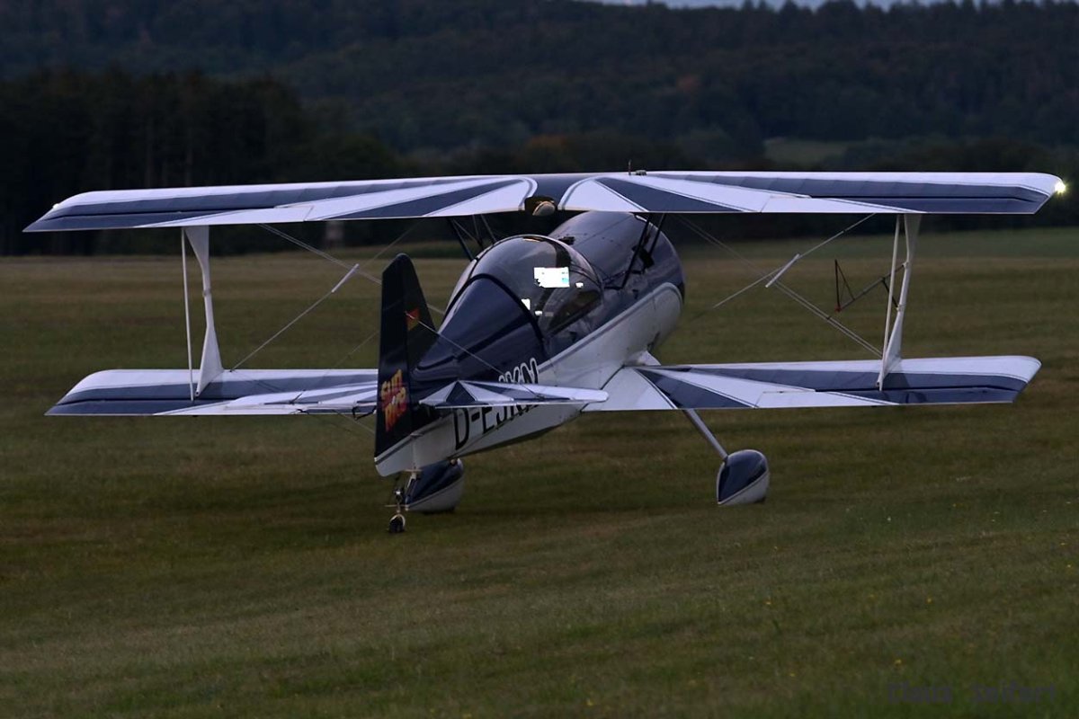 D-EJKN.jpg