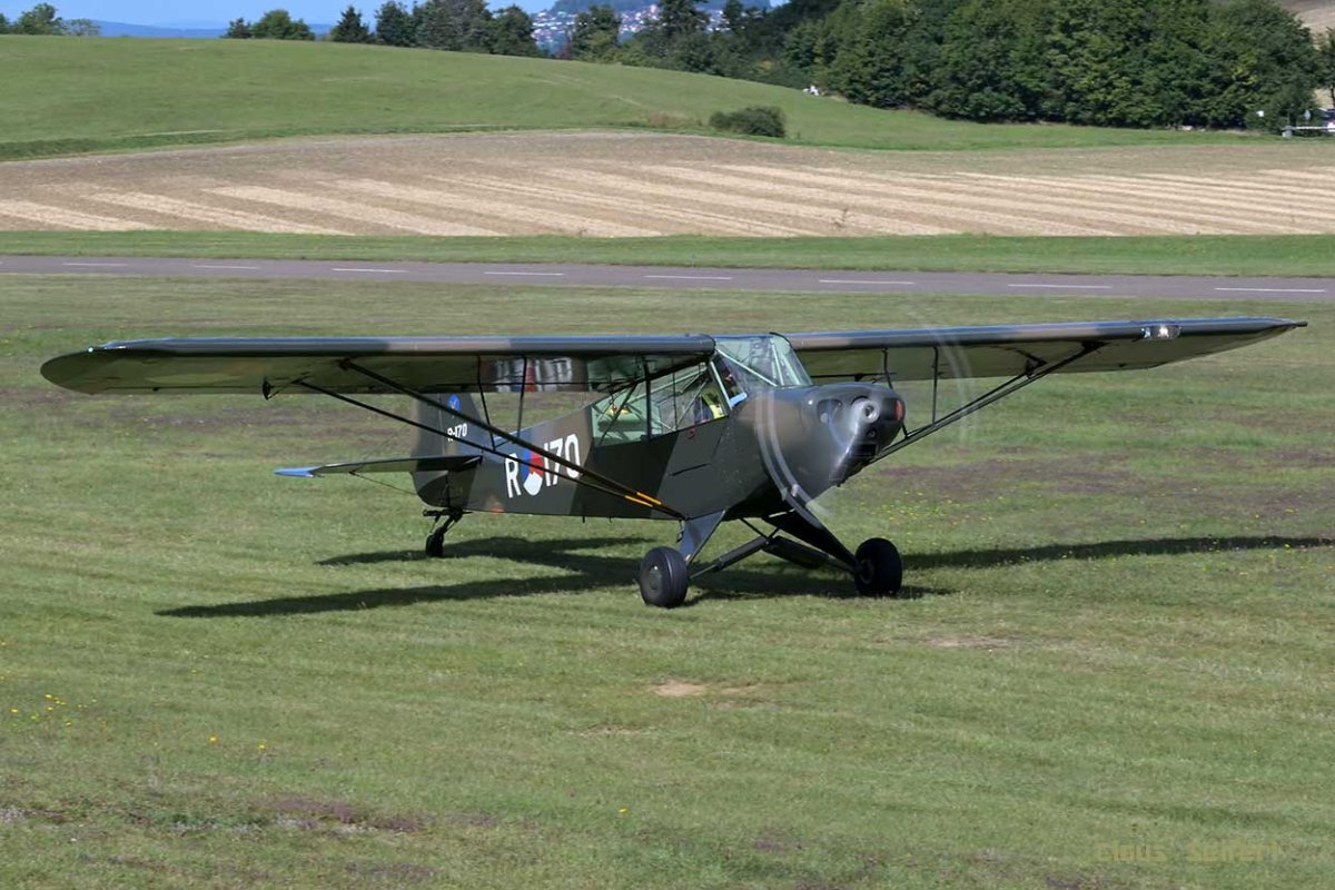 PH-ENJ.jpg