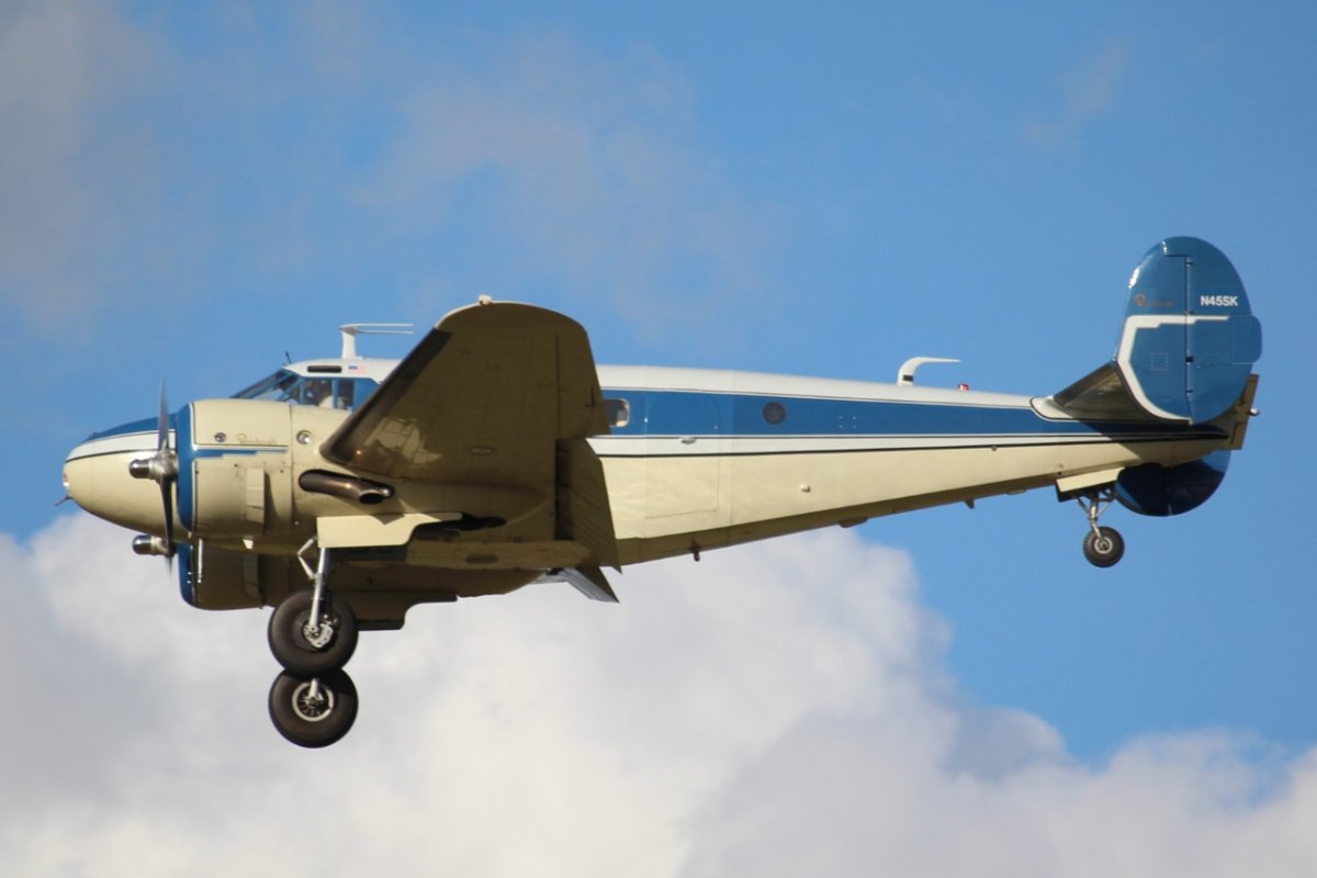 Beech C-45H Expeditor