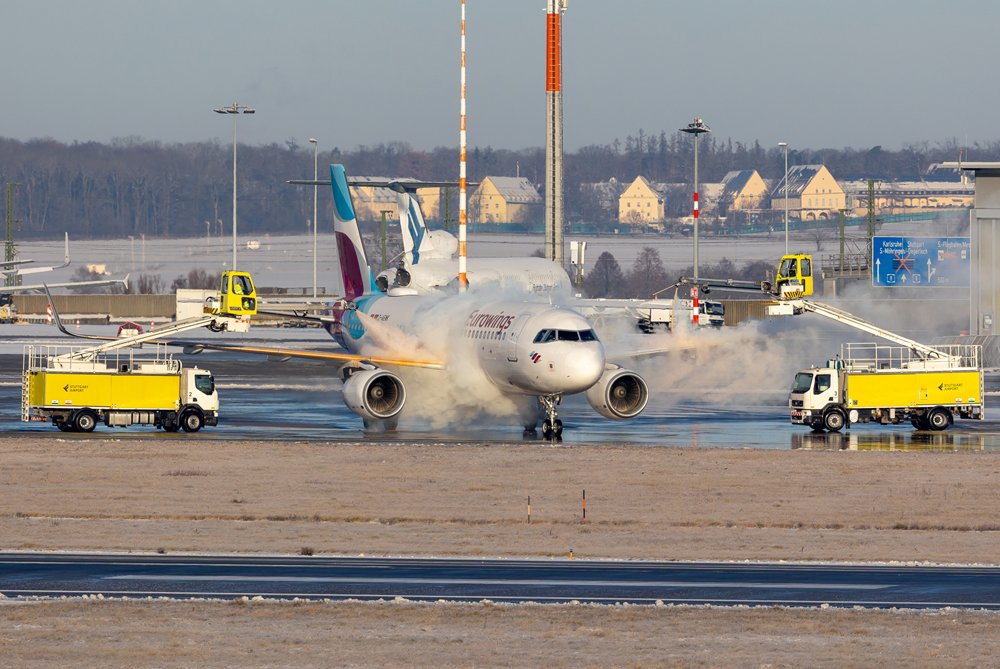 Eurowings / D-AEWK / Airbus A320-214