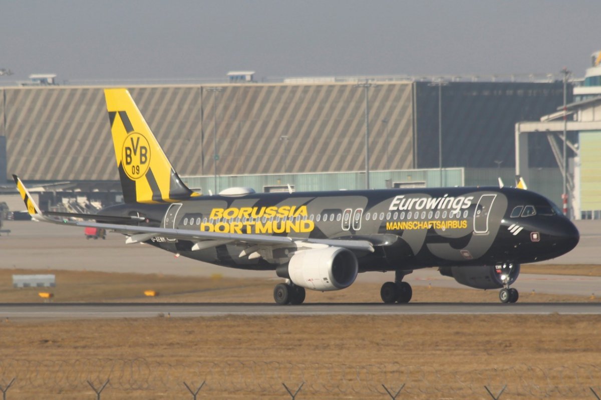 D-AEWM        A320-214         Eurowings