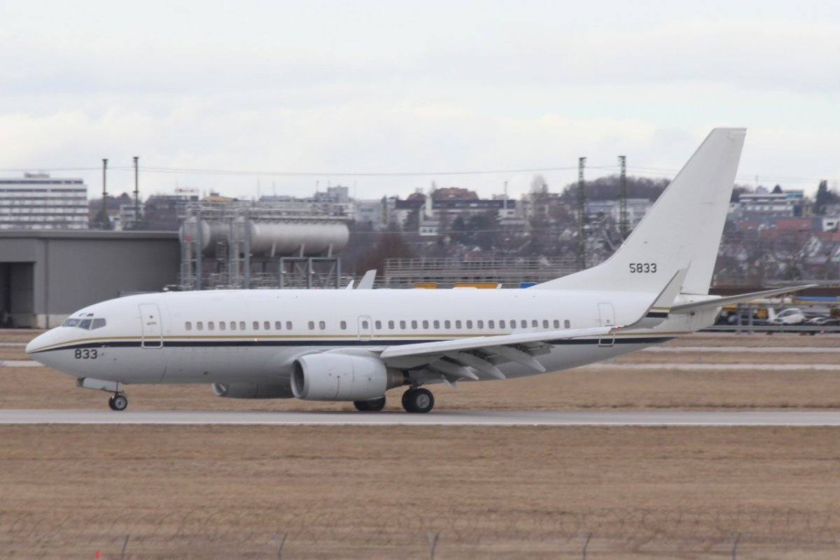 165833        C-40A             USN
