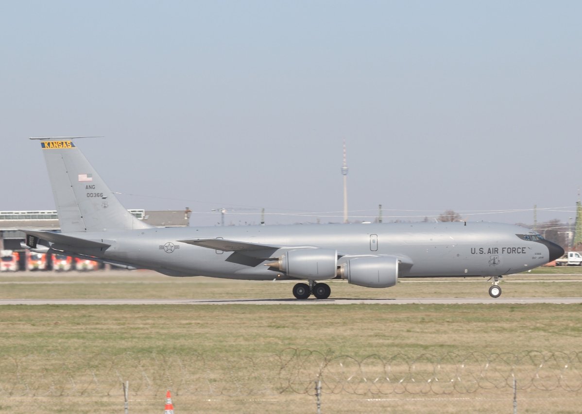 60-0366        KC-135R        KANSAS ANG