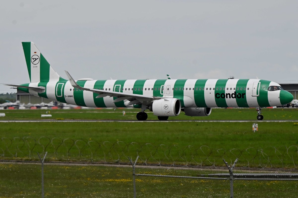 D-ANMX Condor Airbus A321-271NX.JPG