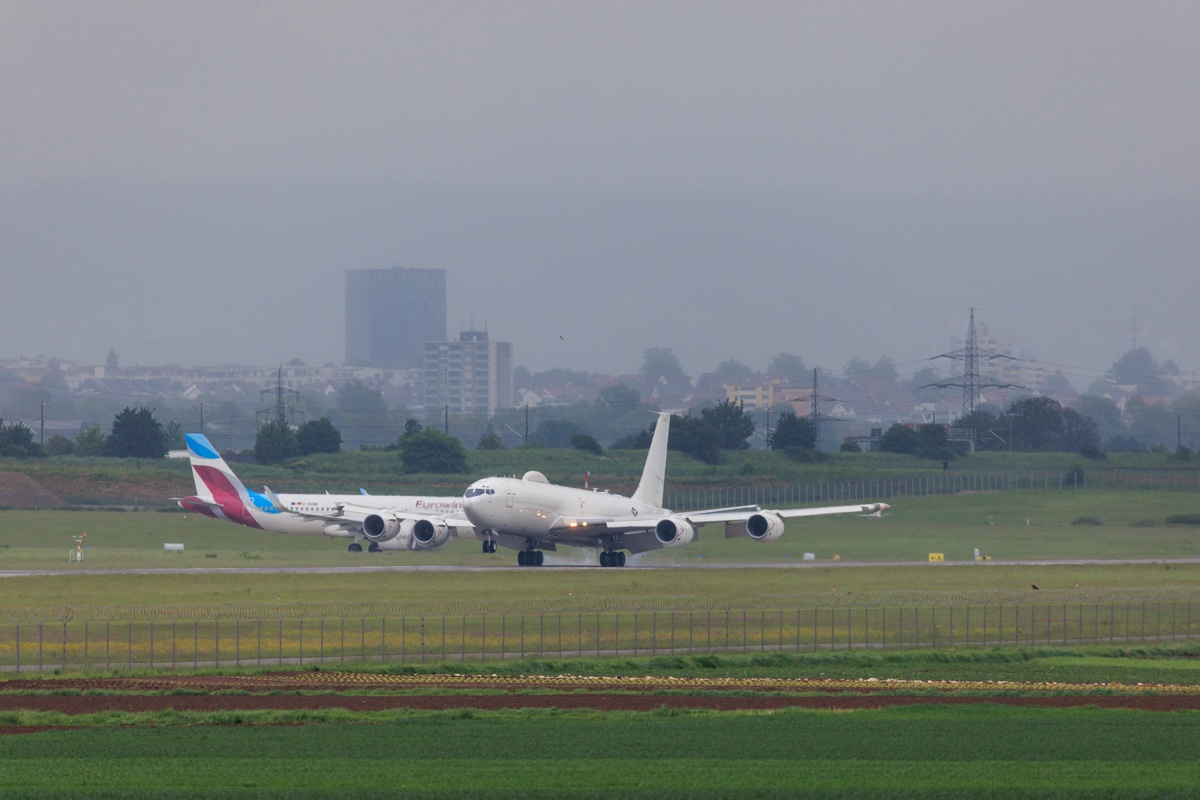 20260511-16-2784, B707, E-6, USAF-2.jpg