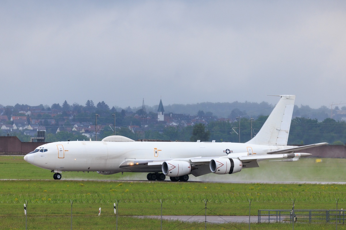 20260511-16-2784, B707, E-6, USAF-6.jpg