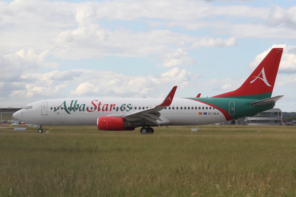 EC-NLK 737-81M Alba Star