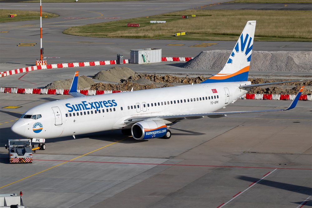 SunExpress / TC-SPK / Boeing 737-86N