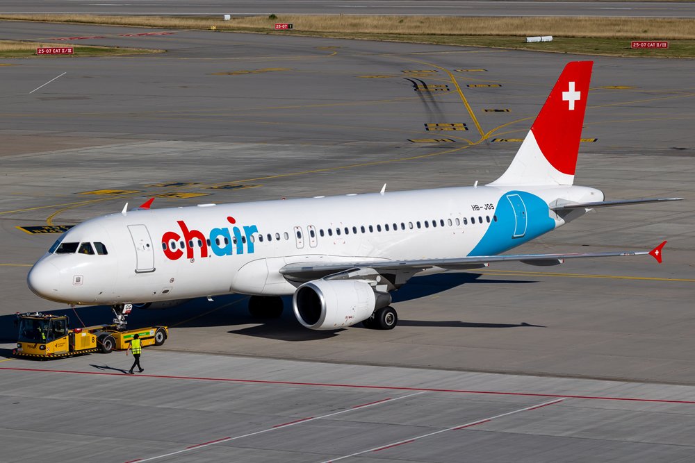 Chair Airlines / HB-JOS / Airbus A320-214