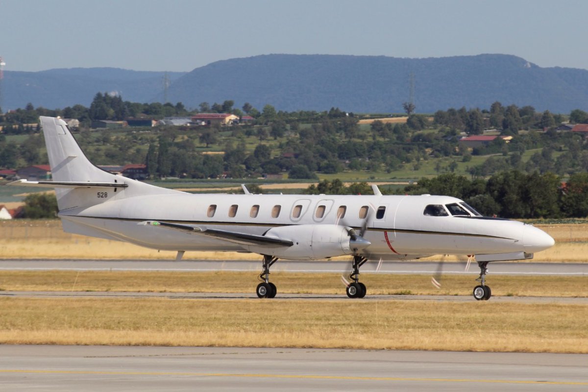 90-0528    Swearingen Metro III     US Navy