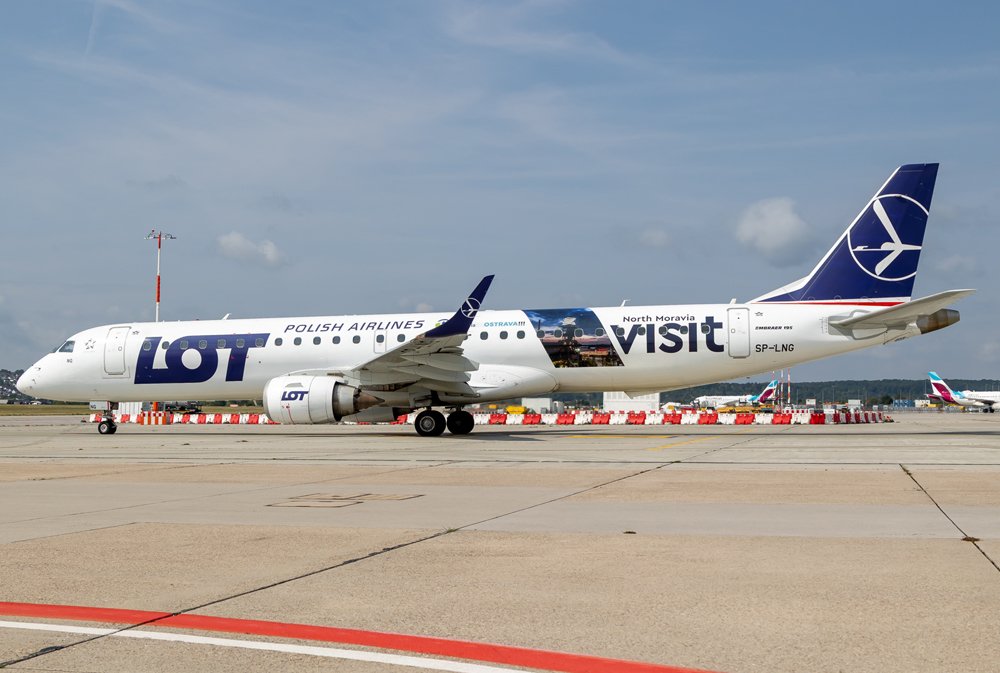 LOT / SP-LNG / Embraer ERJ-190-200IGW