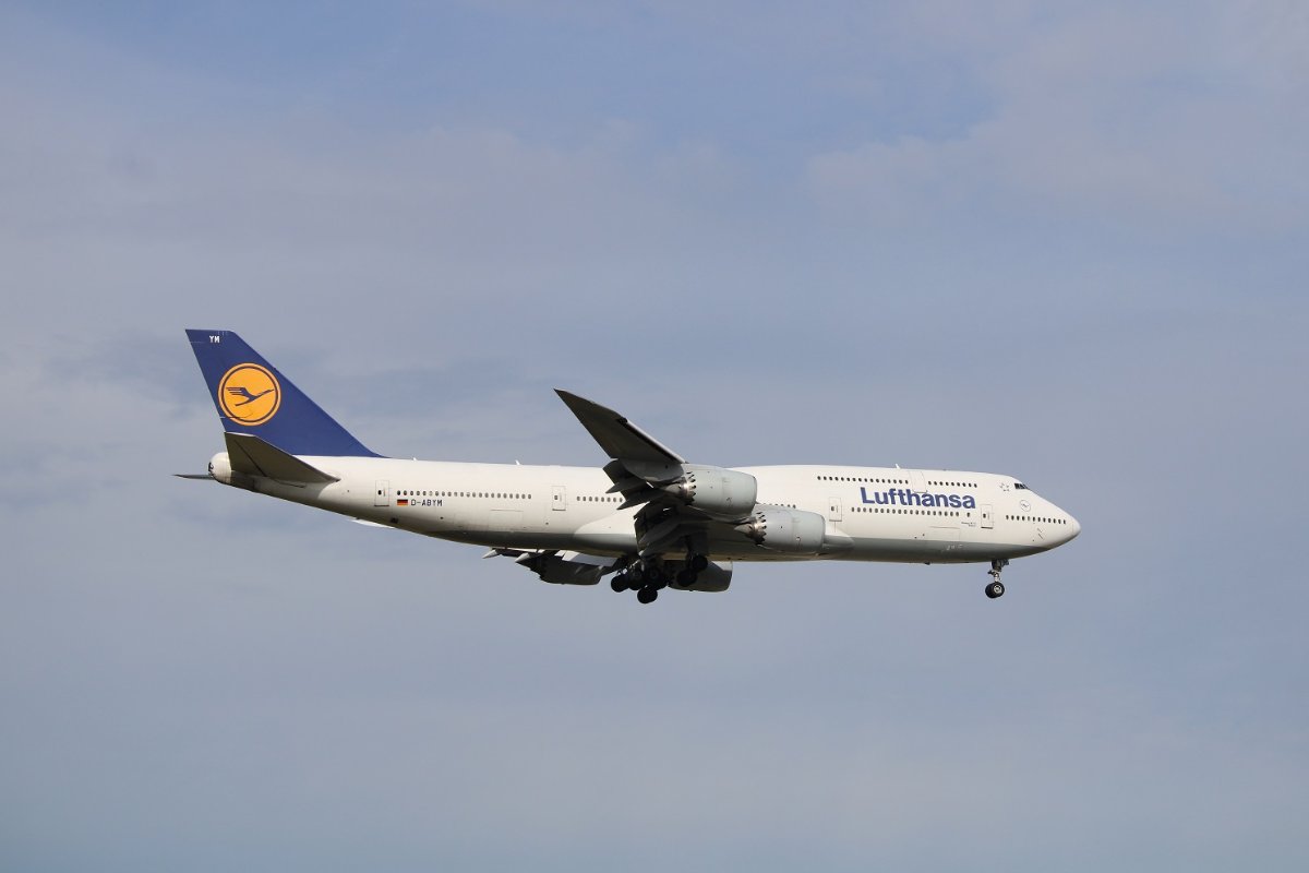 Lufthansa B747-8 D-ABYM