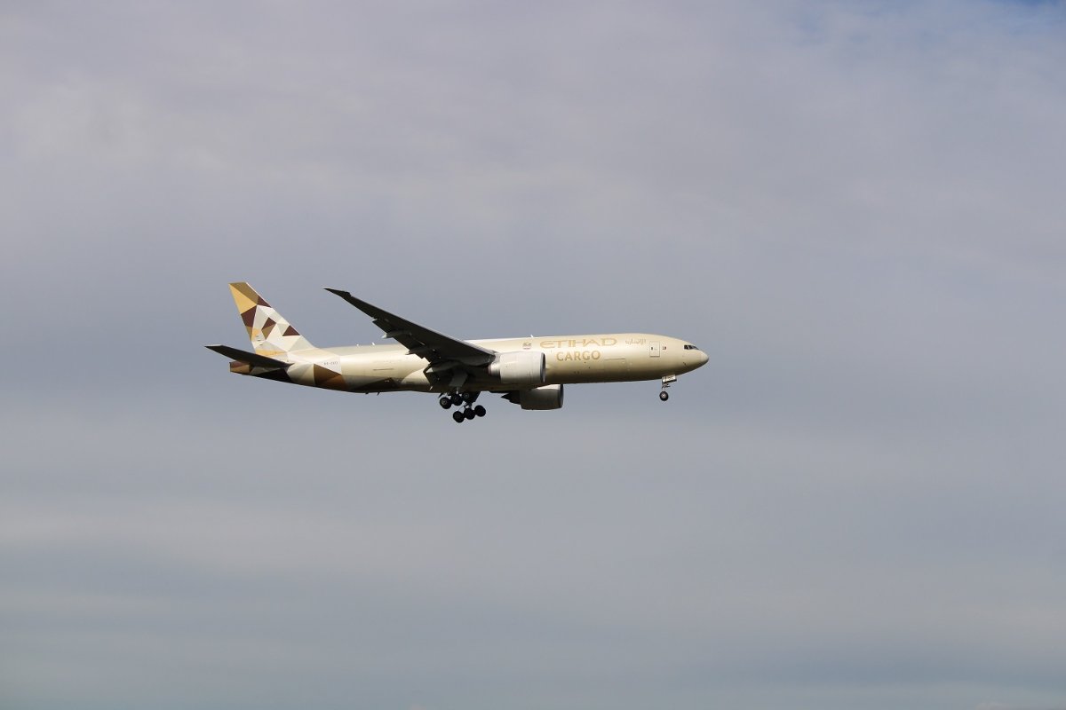 Etihad Cargo B777F A6-DDD