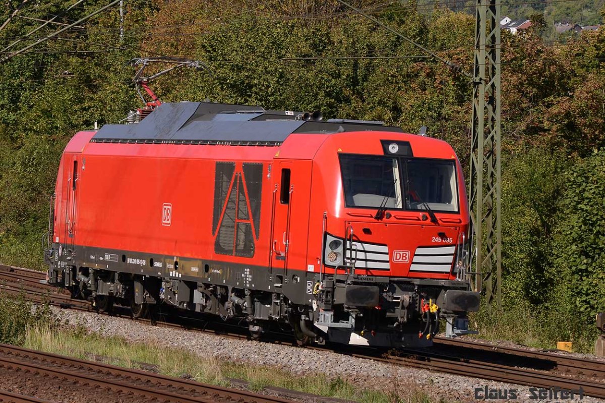 249 095-1.jpg
