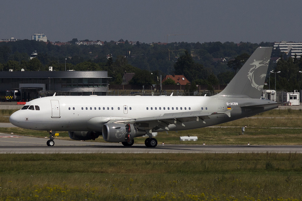 DC Aviation Airbus A319-115X CJ - D-ACBN